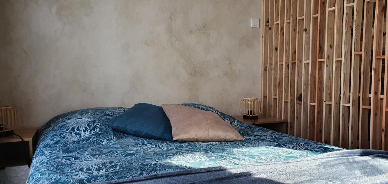 Studio Cosy Avec Grande Terrasse Au Calme Villa Saint-Cyr-sur-Mer Bagian luar foto